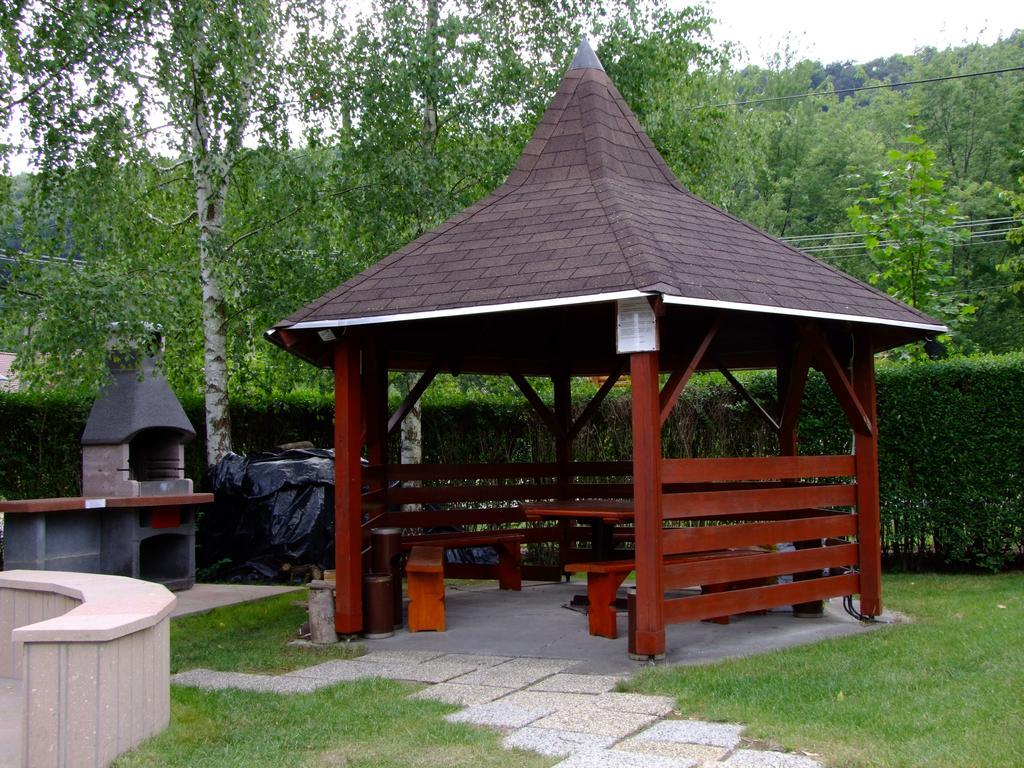 Rajna Apartmanhaz Bogács Exterior photo
