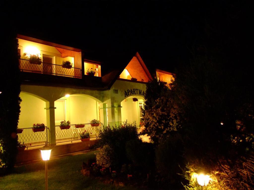 Rajna Apartmanhaz Bogács Exterior photo