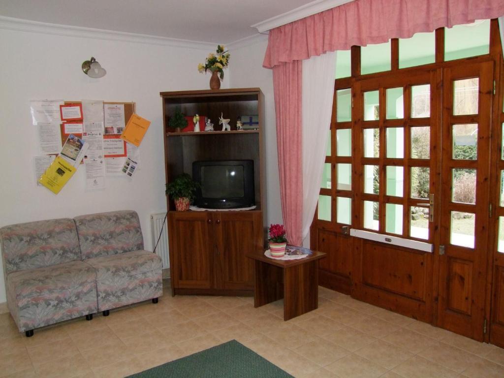 Rajna Apartmanhaz Bogács Exterior photo